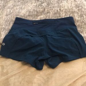 Lululemon NWOT size 4 shorts